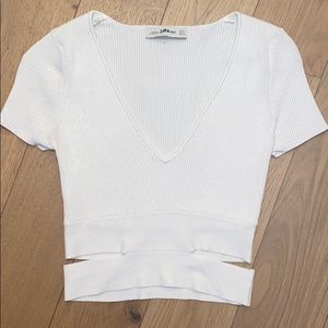 White ribbed T shirt with cut out bottom